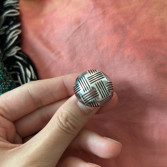 New Ferragamo large sterling silver ring - Picture 3 of 7